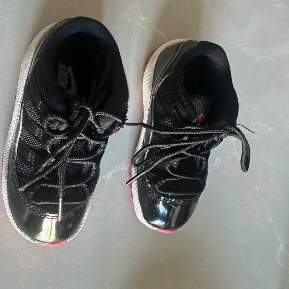 Preloved Jordan 11 Retro Toddler